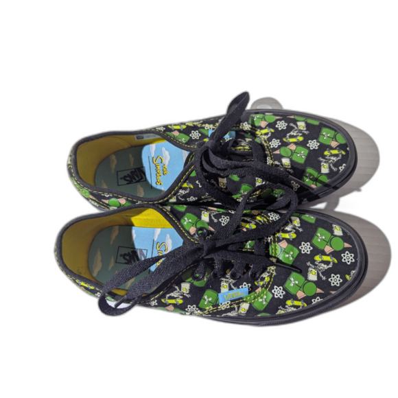 The Simpsons X Vans GLOW BART Skate Shoes Size 2.5 Skateboard Skeleton Atom - Picture 6 of 6